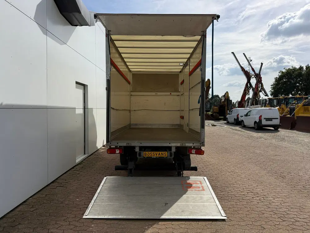 Iveco Daily Daily 35C16 3.0 160PK (bj 2023) uit 2023, foto 9