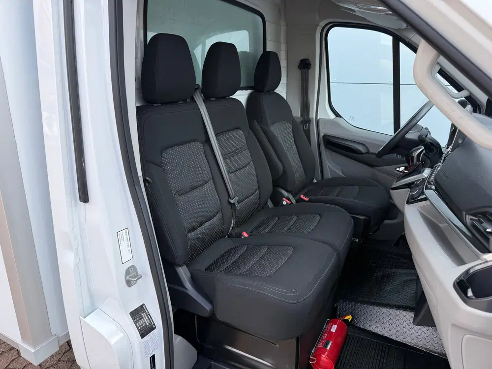 Maxus eDeliver 9 Elektrisch Bakwagen Airco ACC Carplay Came uit 2023, foto 7