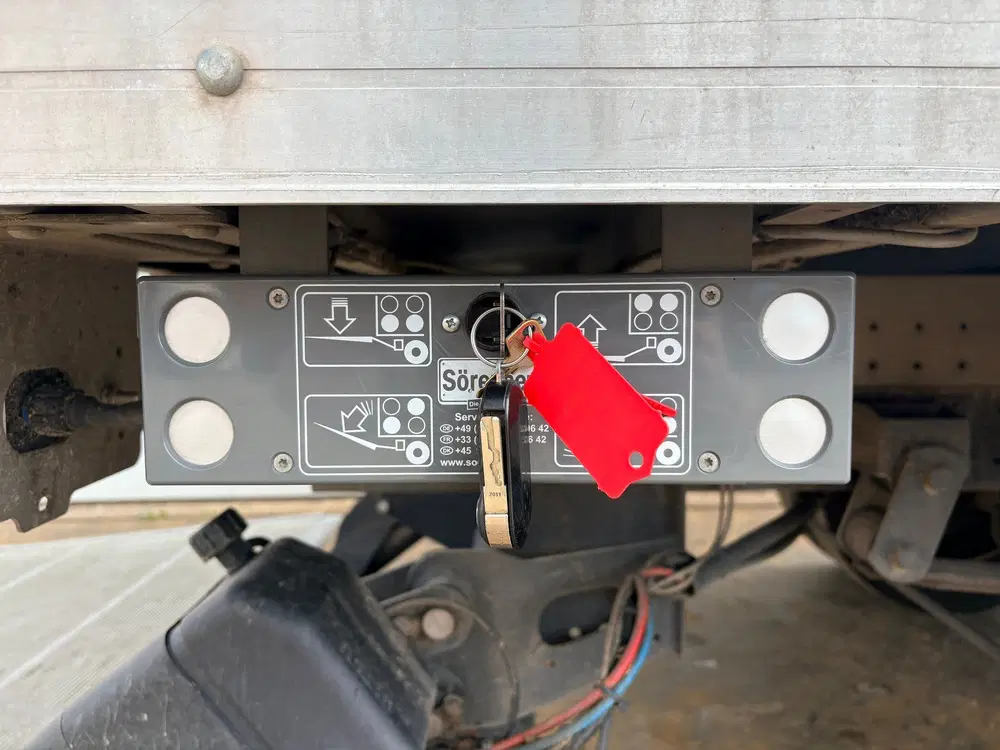 Iveco Daily 35C16 3.0 160PK Bakwagen Laadklep Zijdeur uit 2022, foto 15