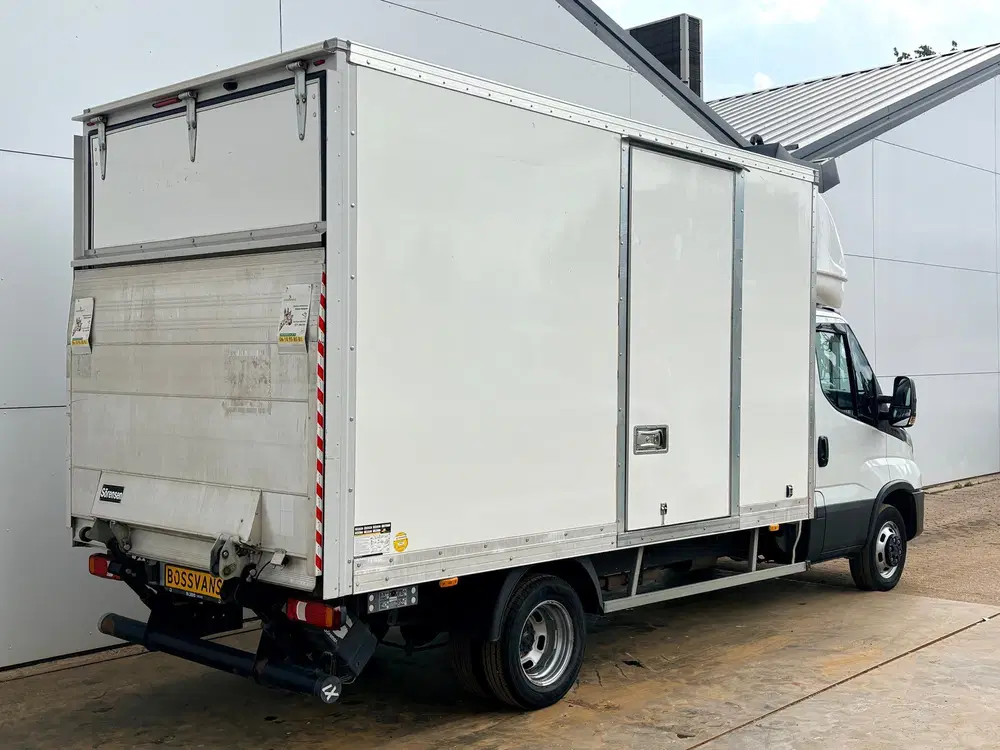 Iveco Daily 35C16 3.0 160PK Bakwagen Laadklep Zijdeur uit 2022, foto 3