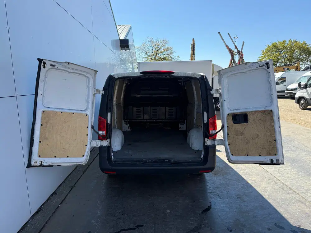 Mercedes-Benz Vito Mercedes Benz Vito 114 1.9 CDI Automaat L2 uit 2021, foto 10