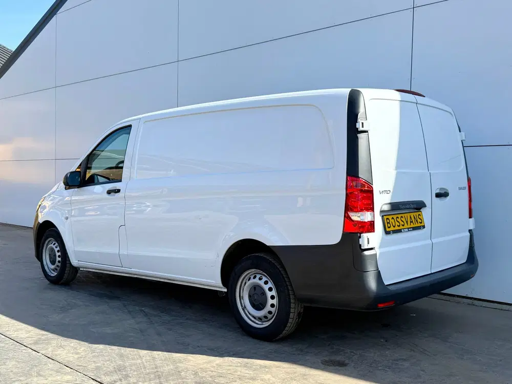 Mercedes-Benz Vito Mercedes Benz Vito 114 1.9 CDI Automaat L2 uit 2021, foto 2
