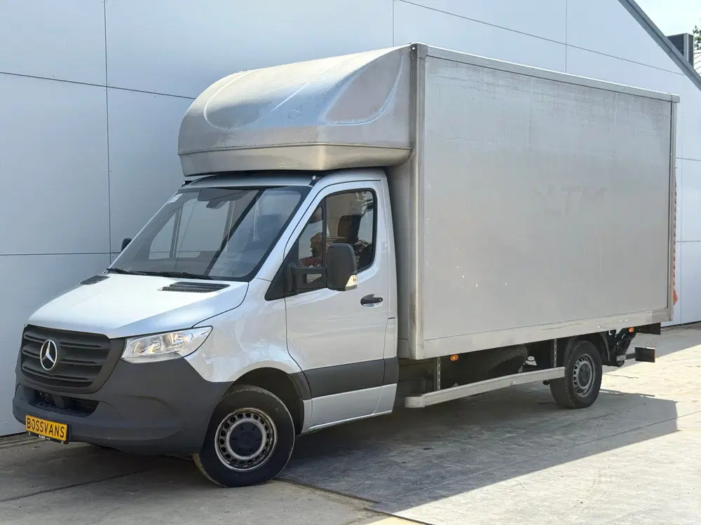Mercedes-Benz Sprinter Automaat Bakwagen Meubelbak Koffer Laadkle uit 2023