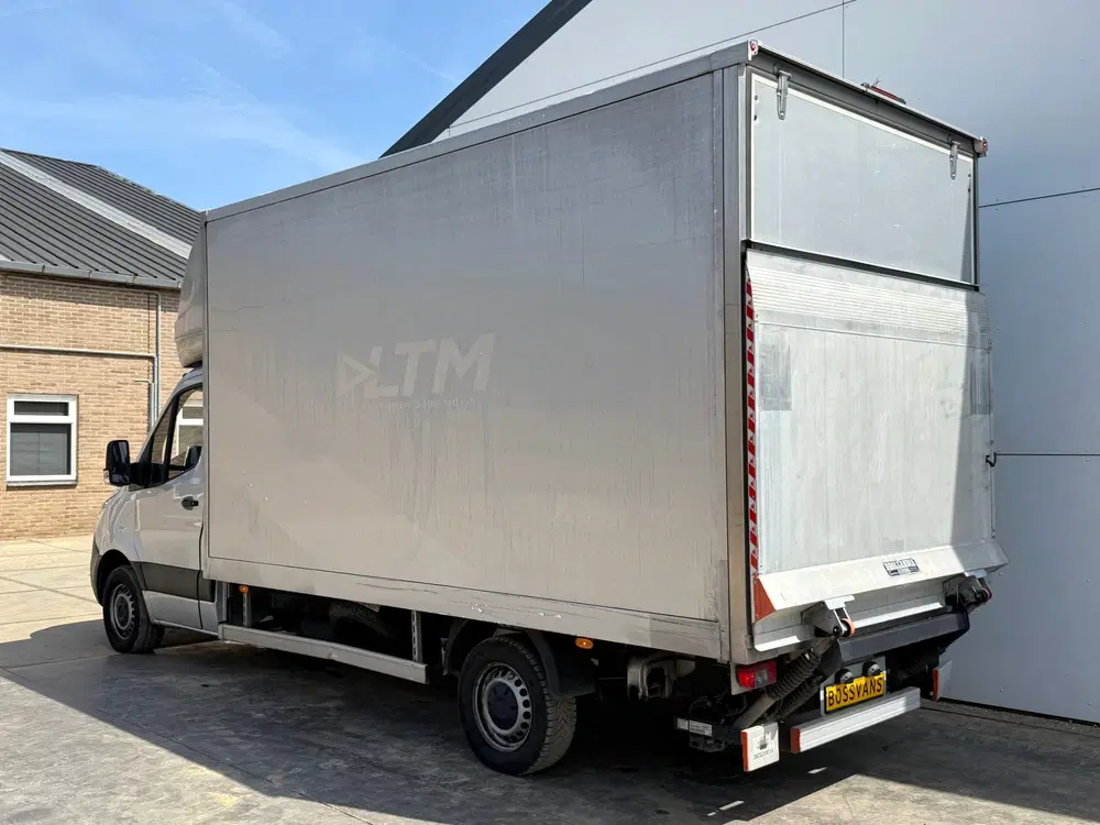 Mercedes-Benz Sprinter Automaat Bakwagen Meubelbak Koffer Laadkle uit 2023, foto 2