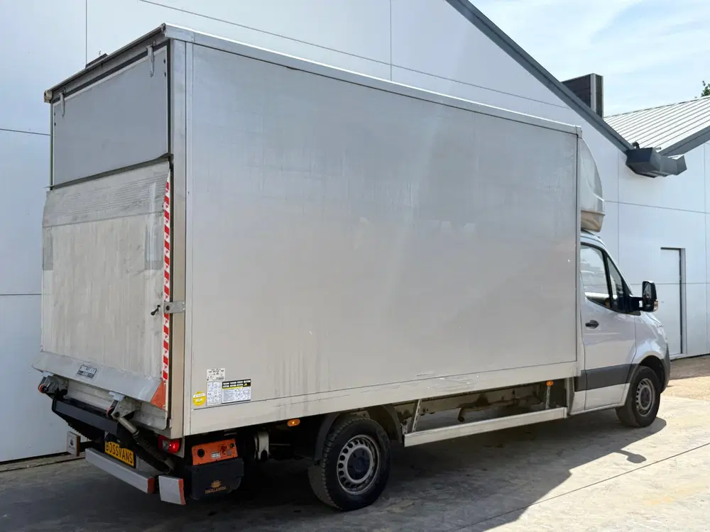 Mercedes-Benz Sprinter Automaat Bakwagen Meubelbak Koffer Laadkle uit 2023, foto 3