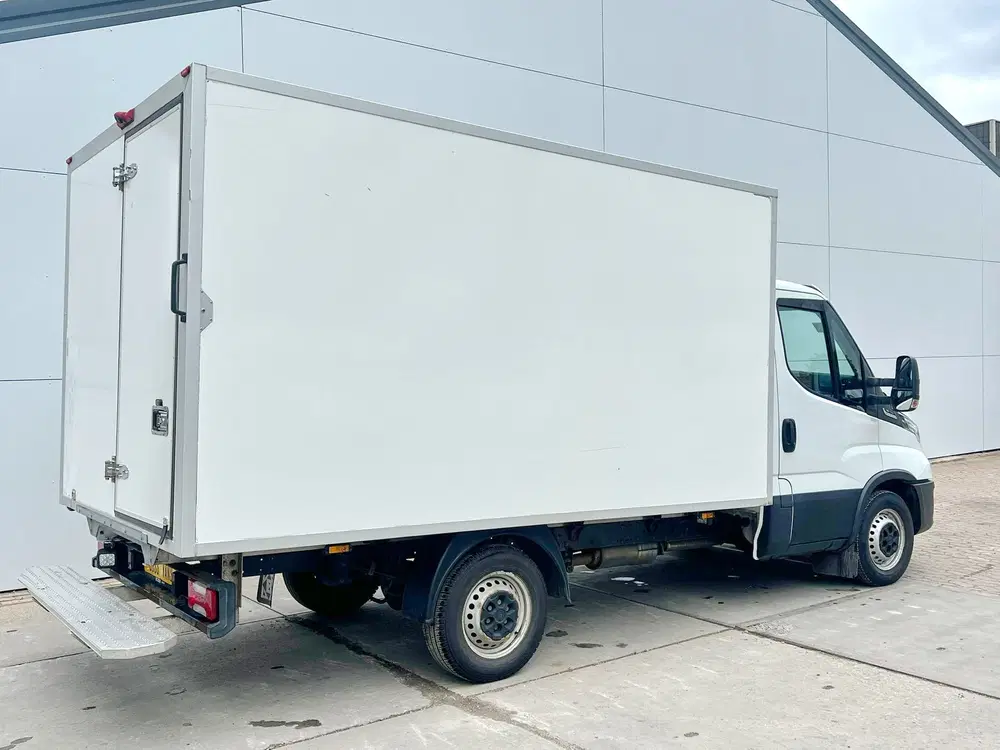 Iveco Daily 35S14 2.3 Koelwagen Automaat Carrier Pulso uit 2021, foto 3