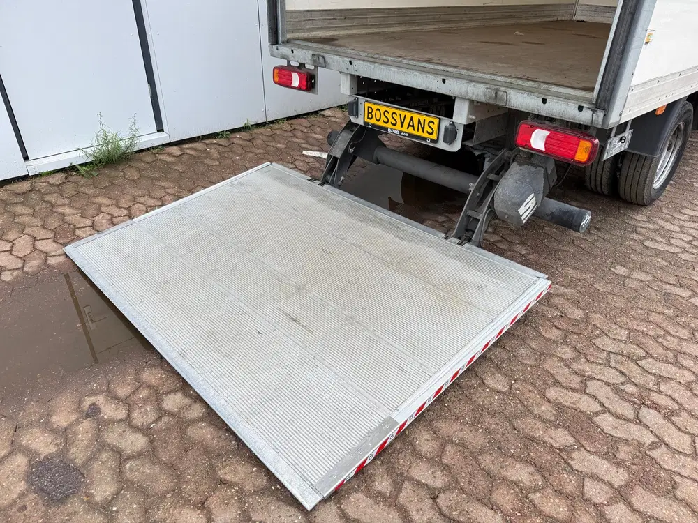 Iveco Daily 35C16 3.0 160PK Bakwagen Laadklep Zijdeur uit 2023, foto 12