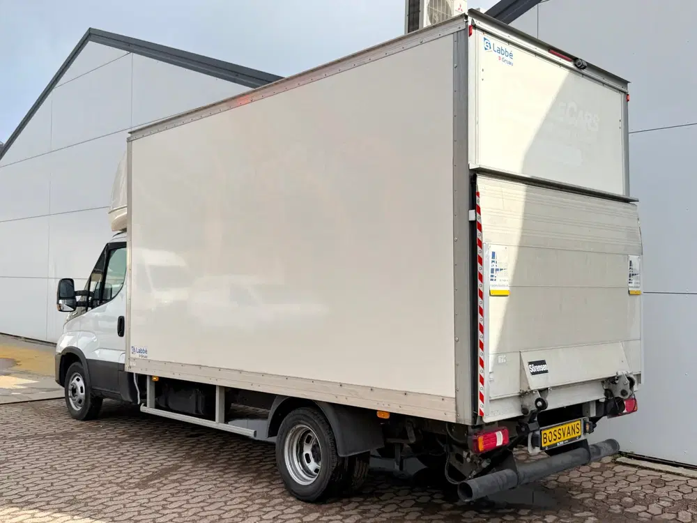 Iveco Daily 35C16 3.0 160PK Bakwagen Laadklep Zijdeur uit 2023, foto 2