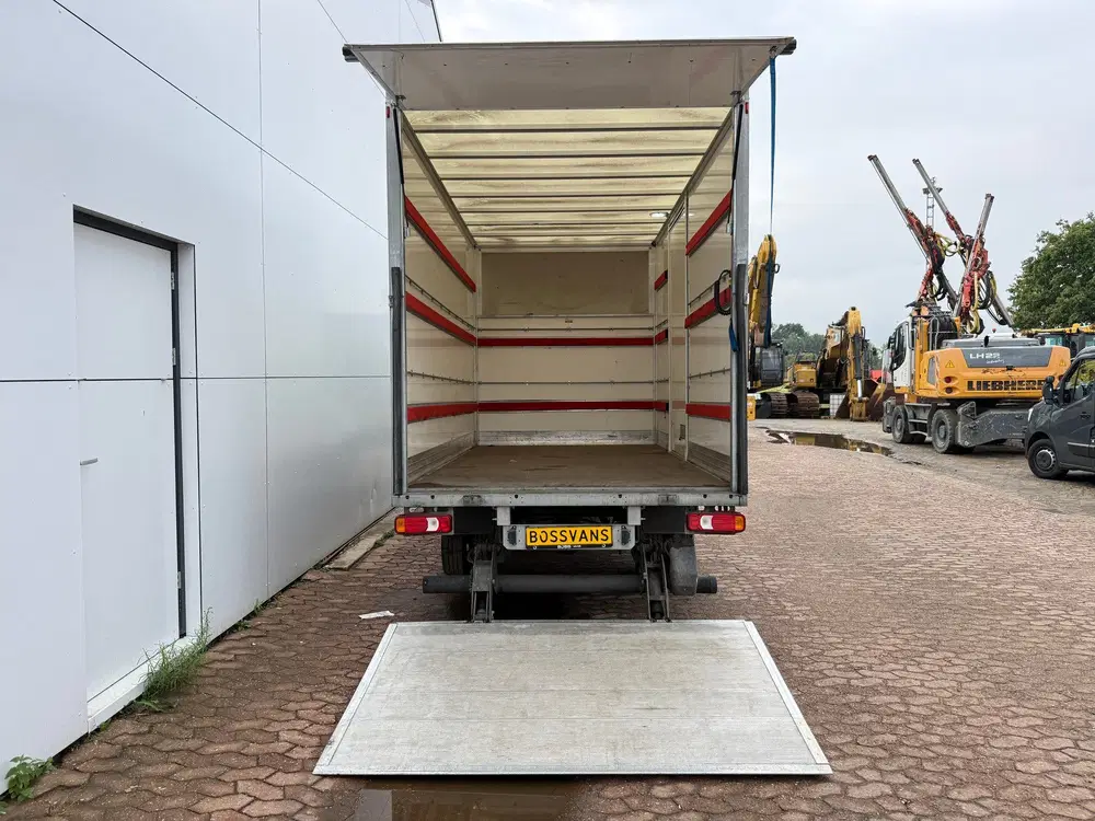 Iveco Daily 35C16 3.0 160PK Bakwagen Laadklep Zijdeur uit 2023, foto 8