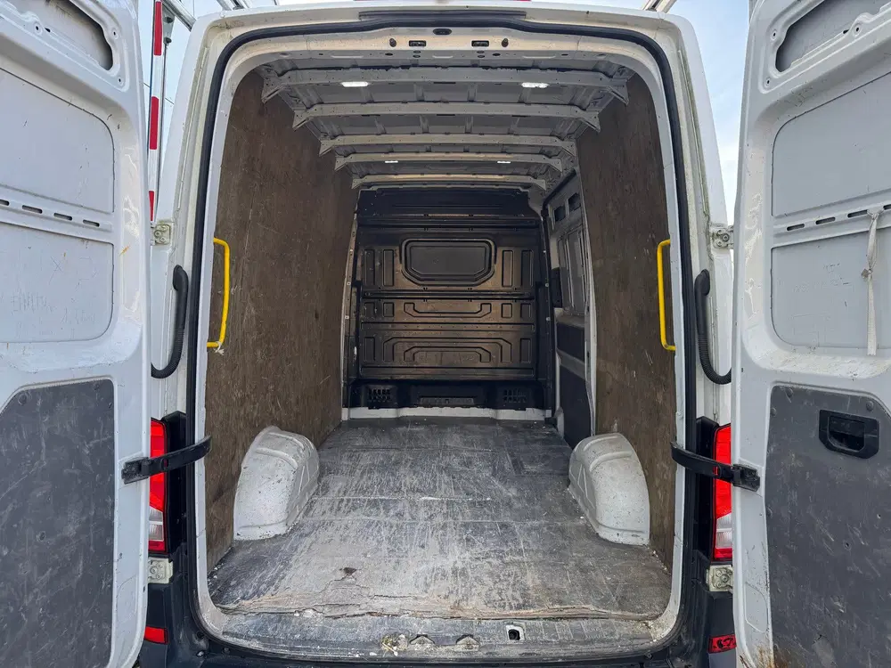 Volkswagen Crafter 2.0 TDI 140 PK Glasresteel Glastransporte uit 2019, foto 11