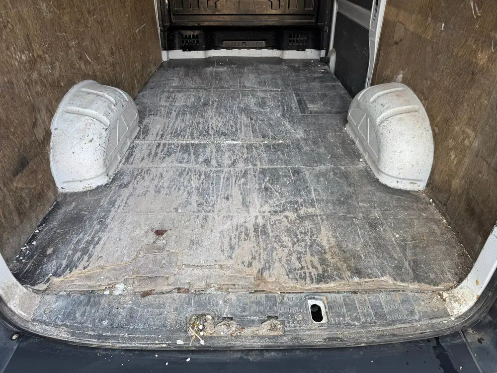 Volkswagen Crafter 2.0 TDI 140 PK Glasresteel Glastransporte uit 2019, foto 13