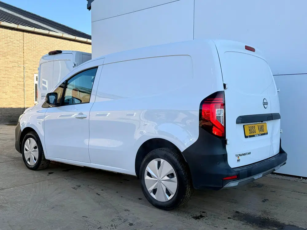 Nissan Townstar Townstar 1.3 130PK (bj 2022) uit 2022, foto 2