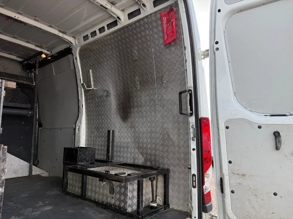 Iveco Daily 35C14 2.3 L2H2 Dubbellucht Airco Cruise co uit 2019, foto 14