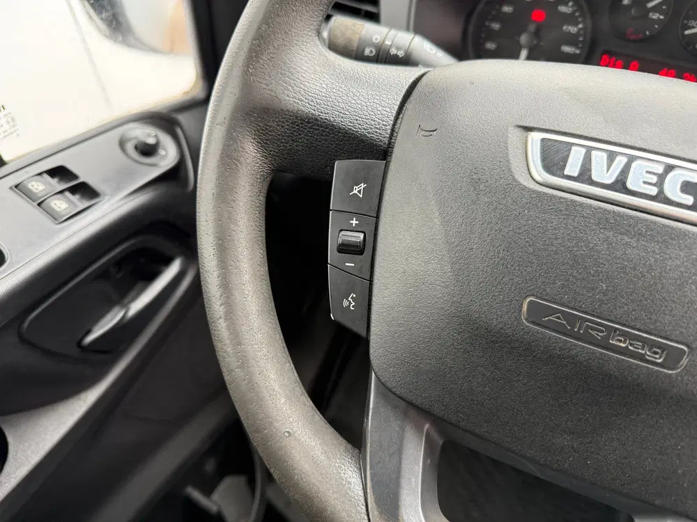 Iveco Daily 35S14 2.3 L2H2 Airco Cruise Control 3 uit 2019, foto 12