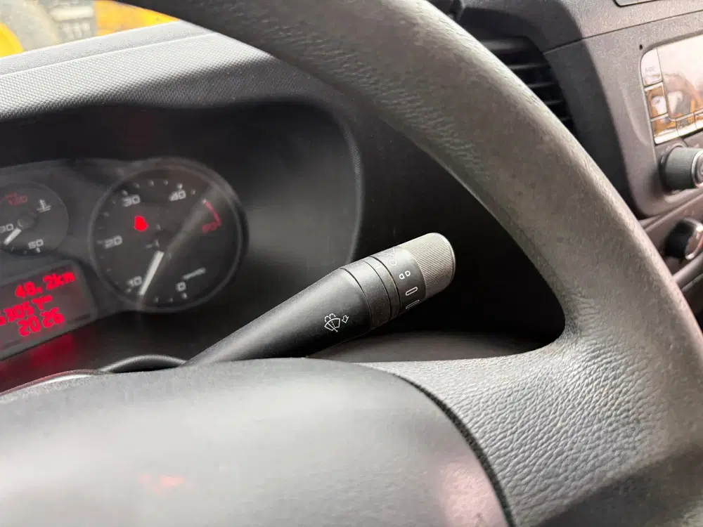 Iveco Daily 35S14 2.3 L2H2 Airco Cruise Control 3 uit 2019, foto 15