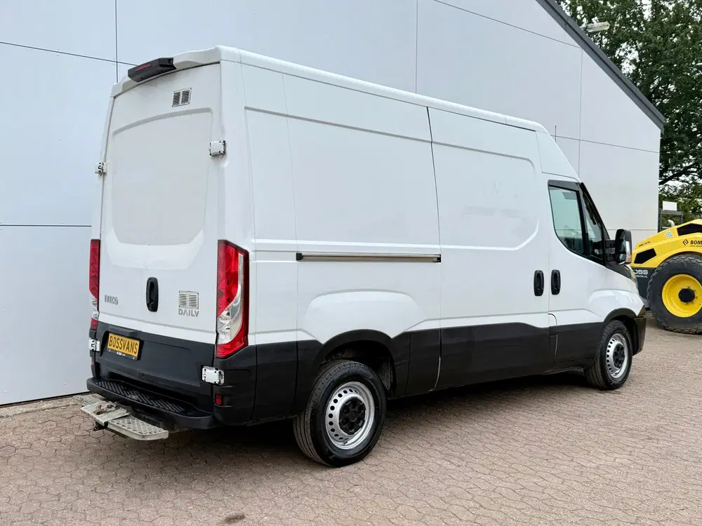 Iveco Daily 35S14 2.3 L2H2 Airco Cruise Control 3 uit 2019, foto 3