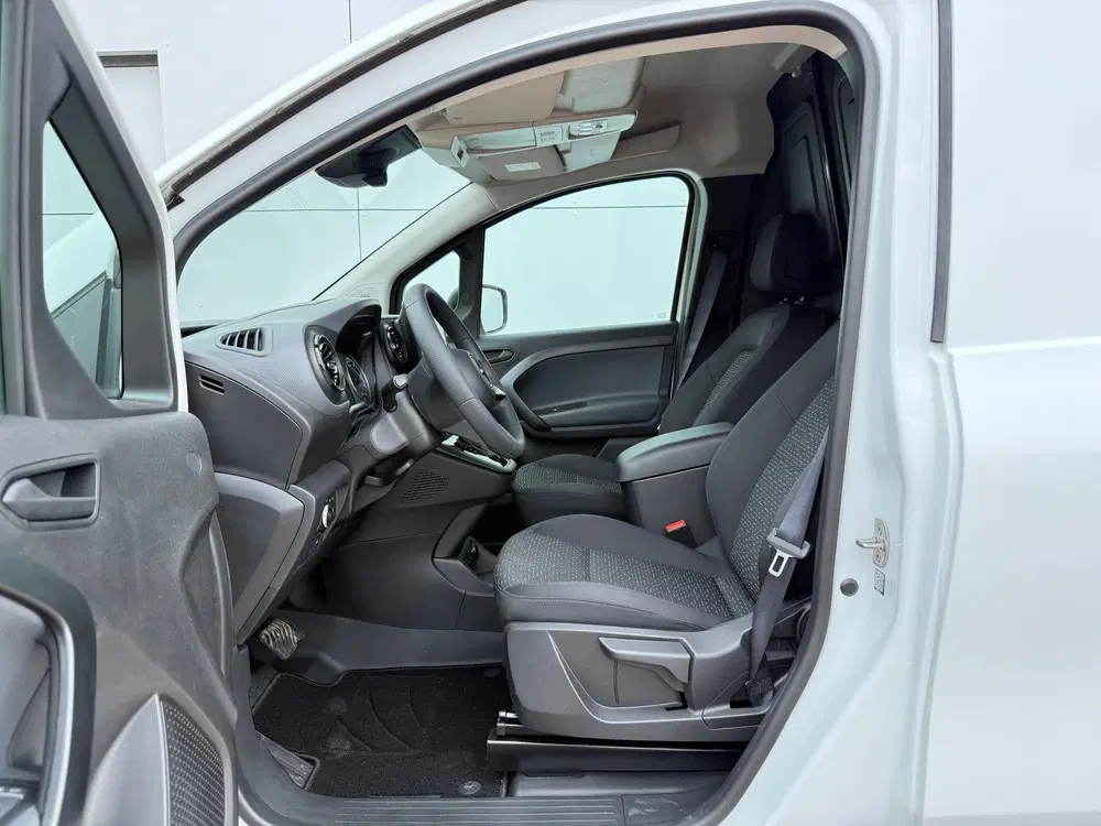 Mercedes-Benz Citan Mercedes Benz eCitan Pro 51kWh 122PK Nieuw uit 2026, foto 7