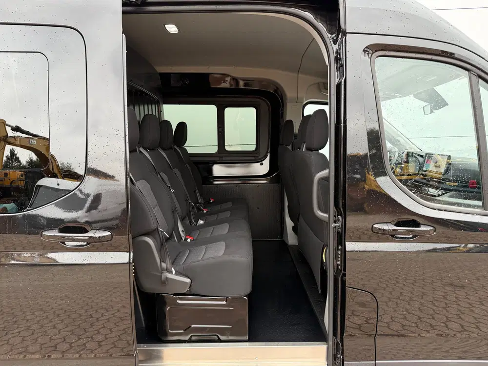 Maxus eDeliver 9 Nieuw model Dubbele Cabine 7 Stoelen 300km uit 2025, foto 10