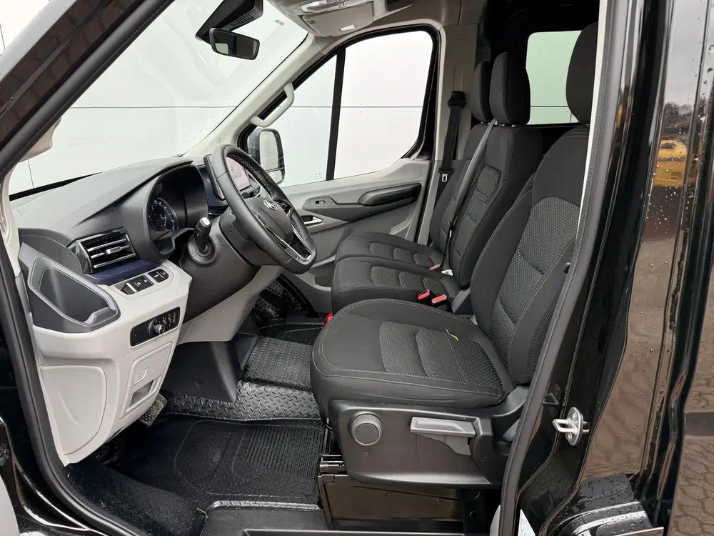 Maxus eDeliver 9 Nieuw model Dubbele Cabine 7 Stoelen 300km uit 2025, foto 6