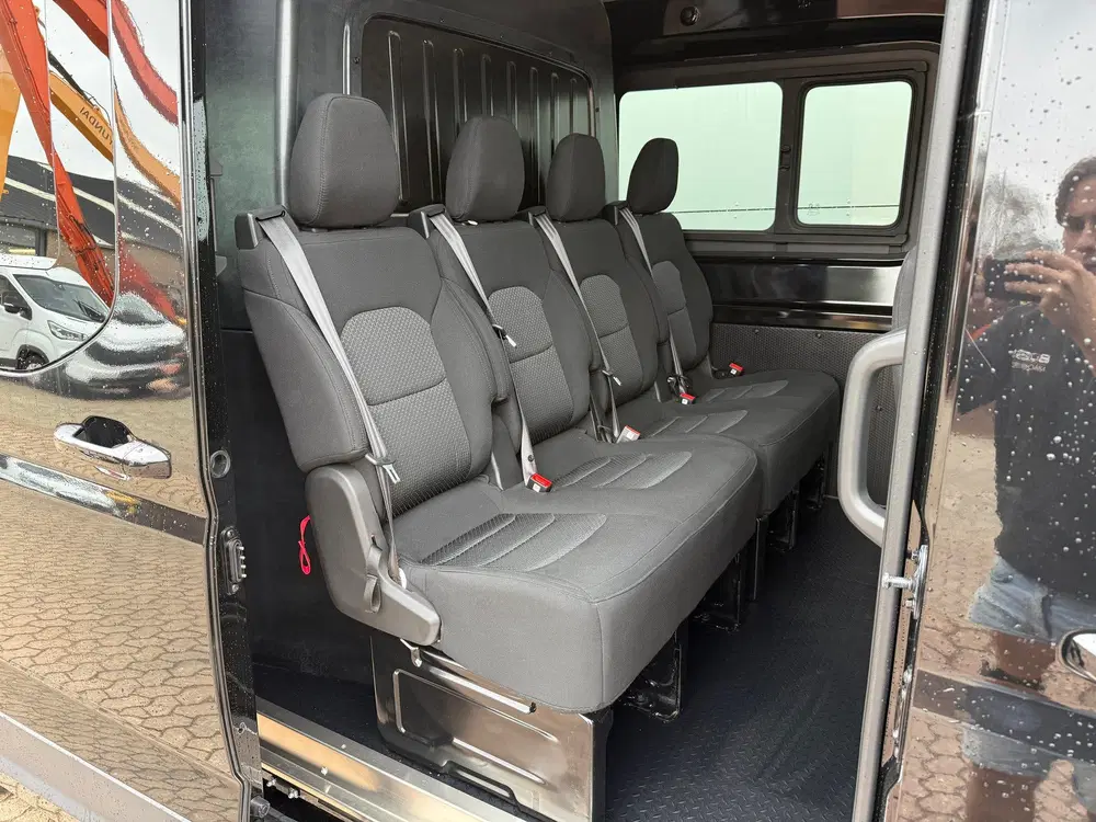 Maxus eDeliver 9 Nieuw model Dubbele Cabine 7 Stoelen 300km uit 2025, foto 8
