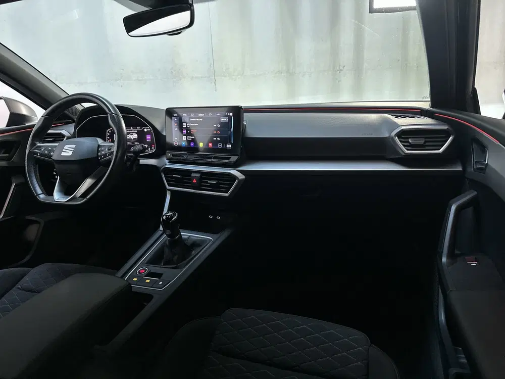 SEAT Leon 1.0 TSI FR Business Intense Camera Sfeerve uit 2022, foto 2