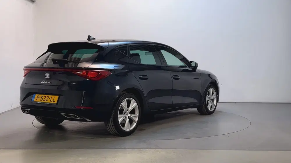 SEAT Leon 1.0 TSI FR Business Intense Camera Sfeerve uit 2022, foto 3