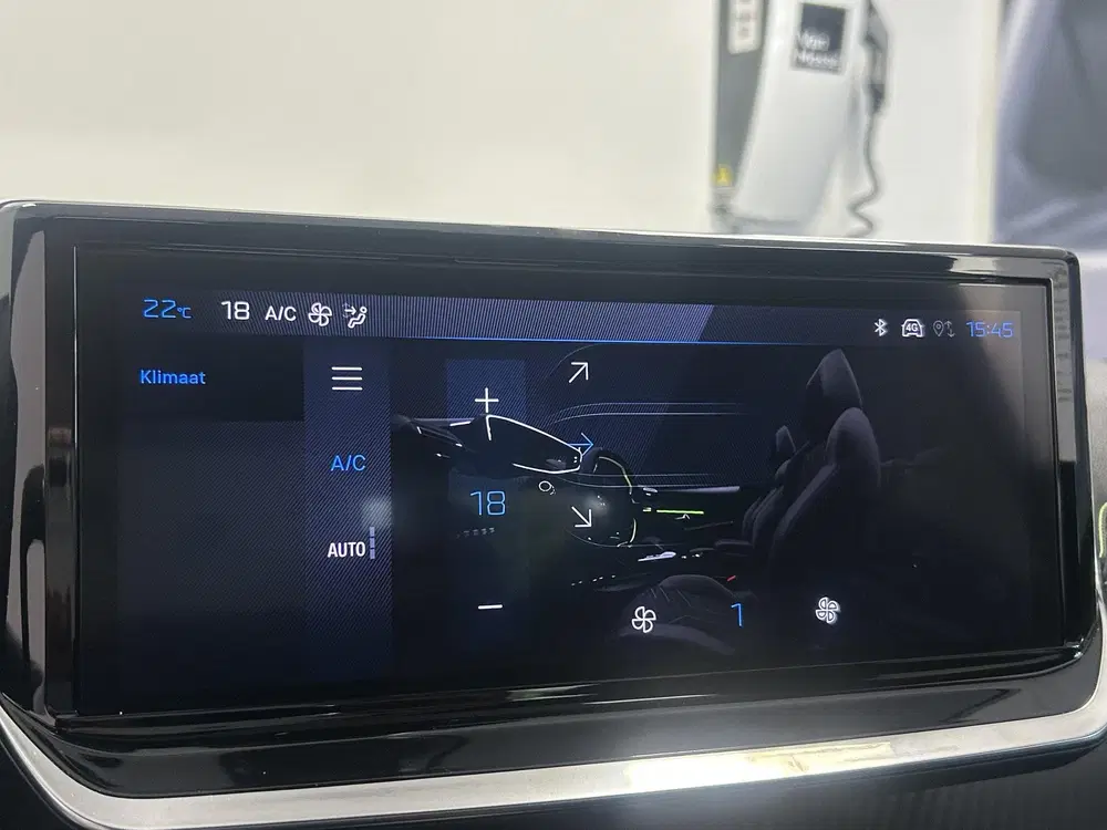 Peugeot 208 1.2 PureTech 100 GT uit 2025, foto 12