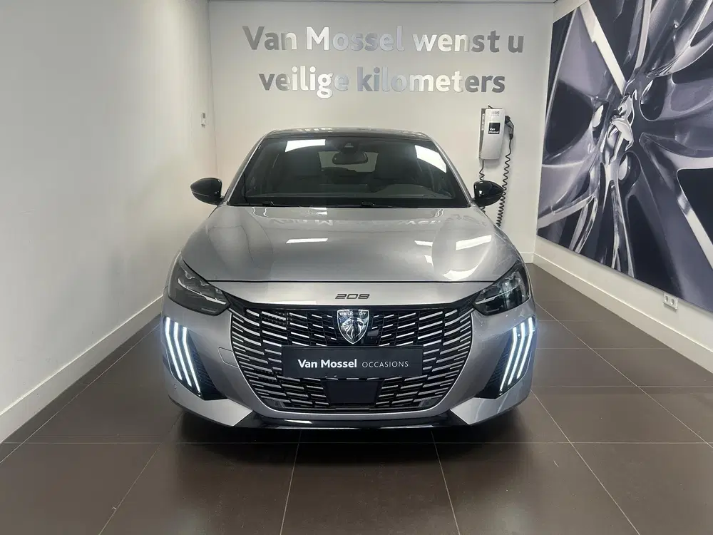 Peugeot 208 1.2 PureTech 100 GT uit 2025, foto 2