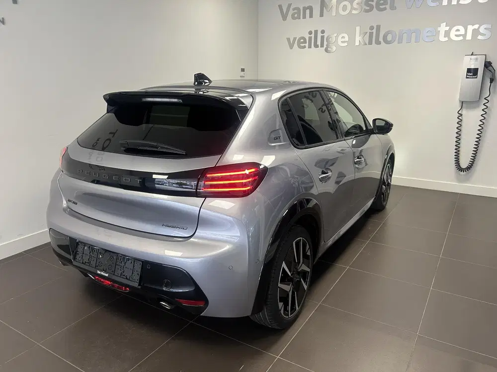 Peugeot 208 1.2 PureTech 100 GT uit 2025, foto 4