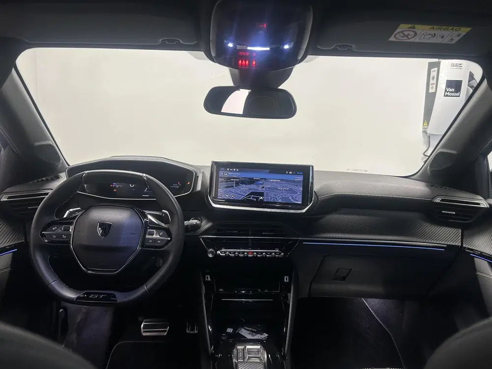 Peugeot 208 1.2 PureTech 100 GT uit 2025, foto 6