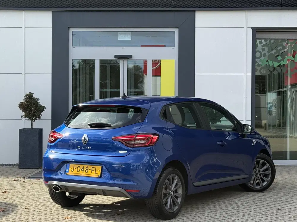 Renault Clio 1.0 TCe Zen uit 2020, foto 2