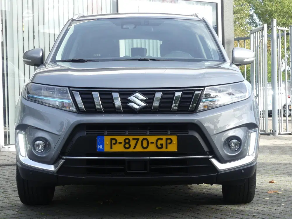 Suzuki Vitara 1.5 Hybrid Style TREKHAAK dealer onderhoud uit 2022, foto 10