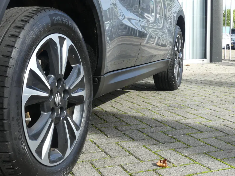 Suzuki Vitara 1.5 Hybrid Style TREKHAAK dealer onderhoud uit 2022, foto 13