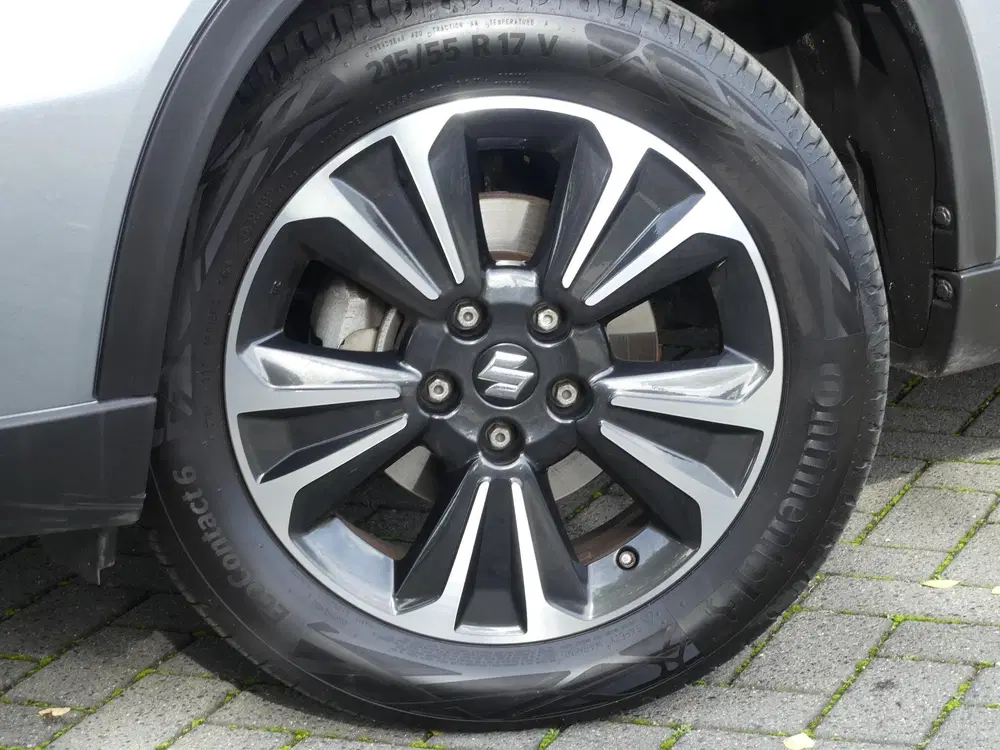 Suzuki Vitara 1.5 Hybrid Style TREKHAAK dealer onderhoud uit 2022, foto 15