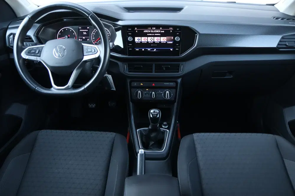 Volkswagen T-Cross 1.0 TSI 95 pk Life uit 2022, foto 5