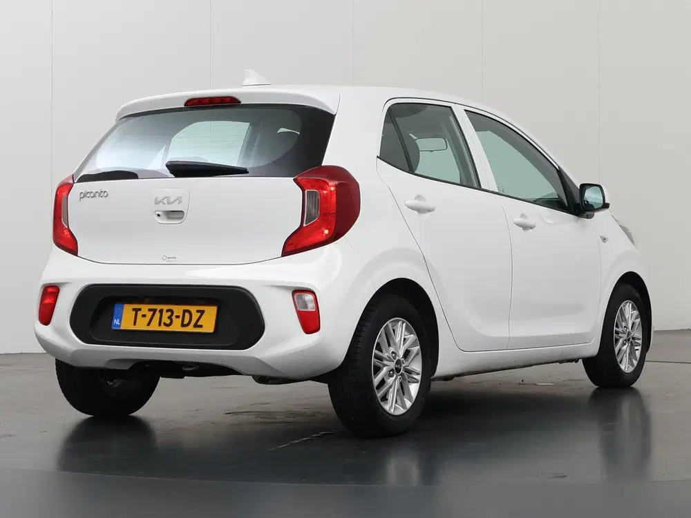 Kia Picanto 1.0 DPi DynamicLine uit 2023, foto 2