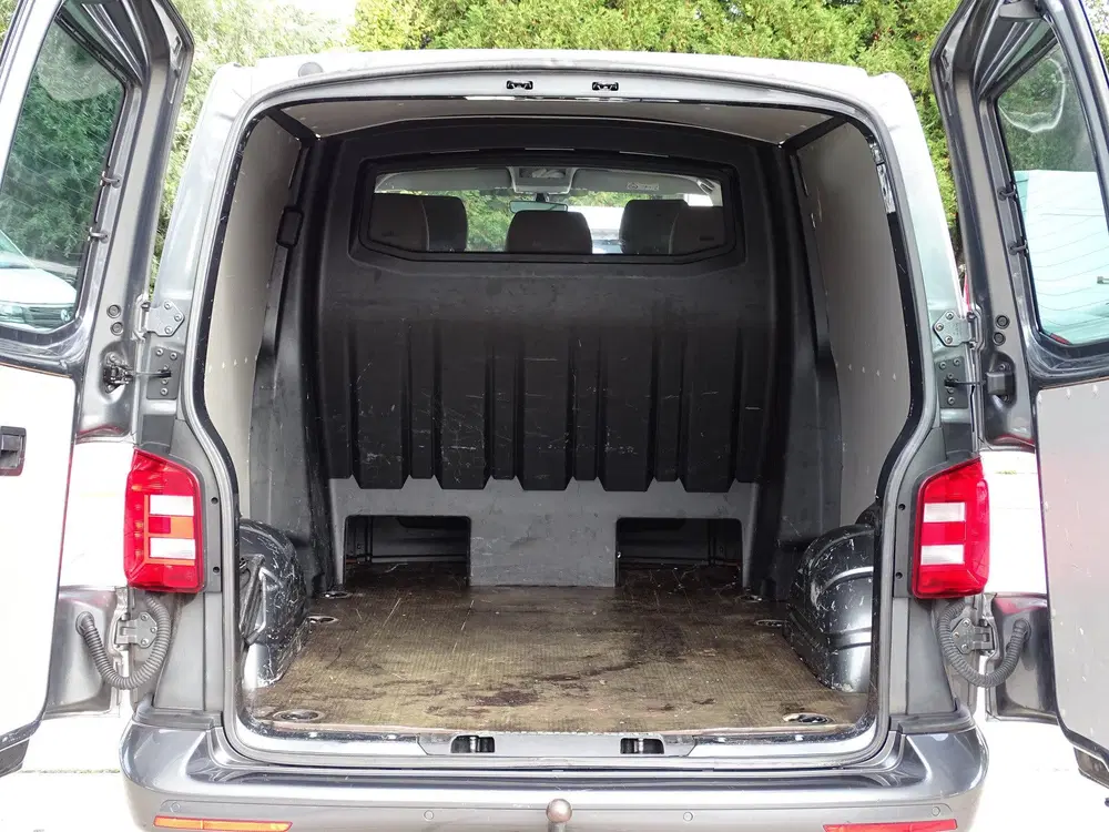 Volkswagen Transporter 2.0 TDI L2H1 DC Highline (bj 2019) uit 2019, foto 6