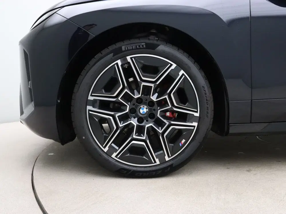 BMW iX xDrive45 101 kWh M Sport Pro uit 2026, foto 13