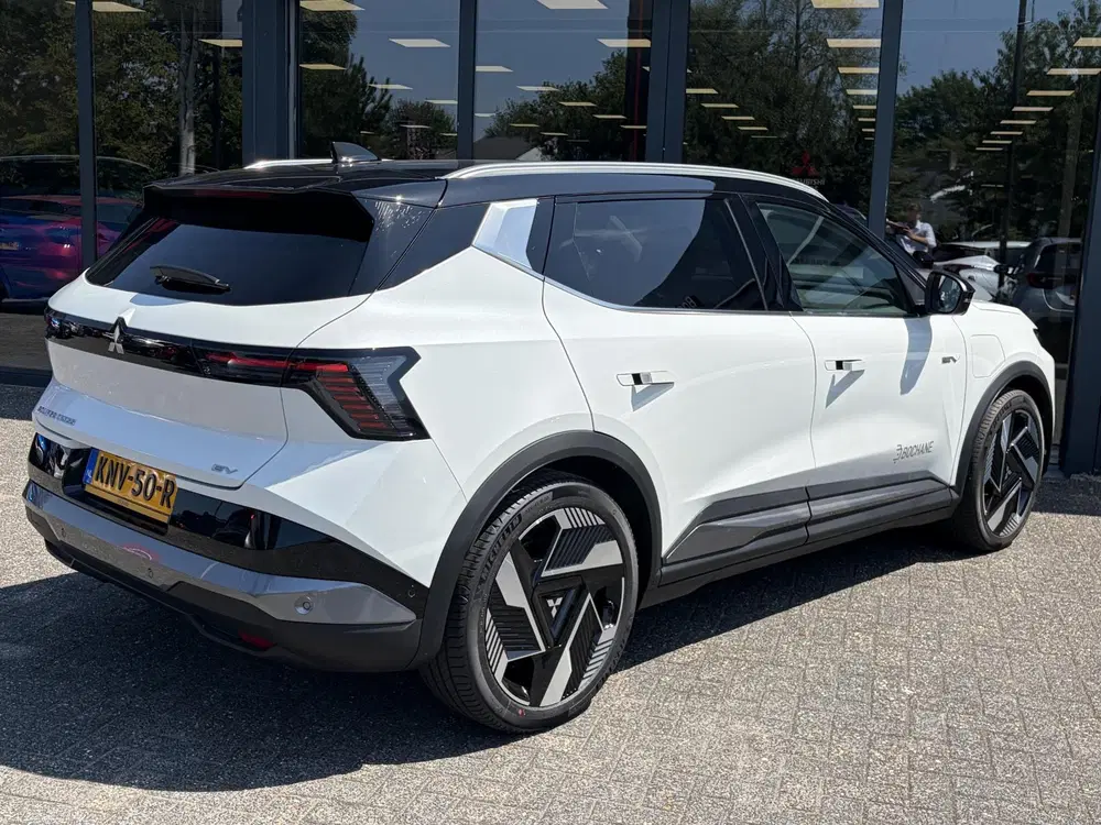 Mitsubishi Eclipse Cross Intense+ 87 kWh uit 2026, foto 2