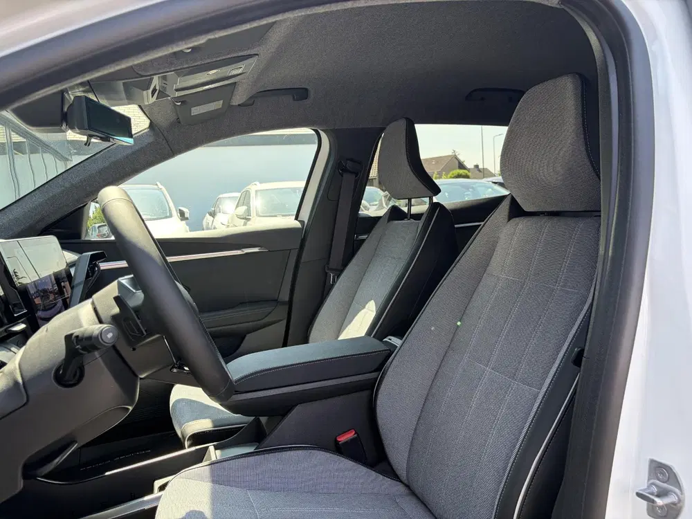 Mitsubishi Eclipse Cross Intense+ 87 kWh uit 2026, foto 7