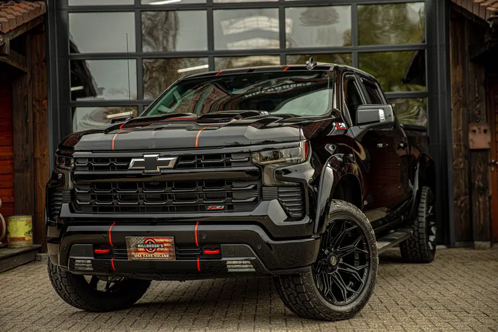 Chevrolet Silverado widebody LPG Bedcover in k uit 2024, foto 2