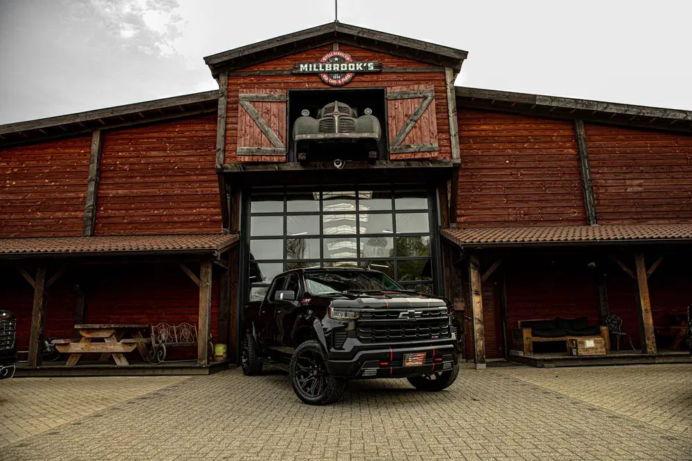 Chevrolet Silverado widebody LPG Bedcover in k uit 2024, foto 3