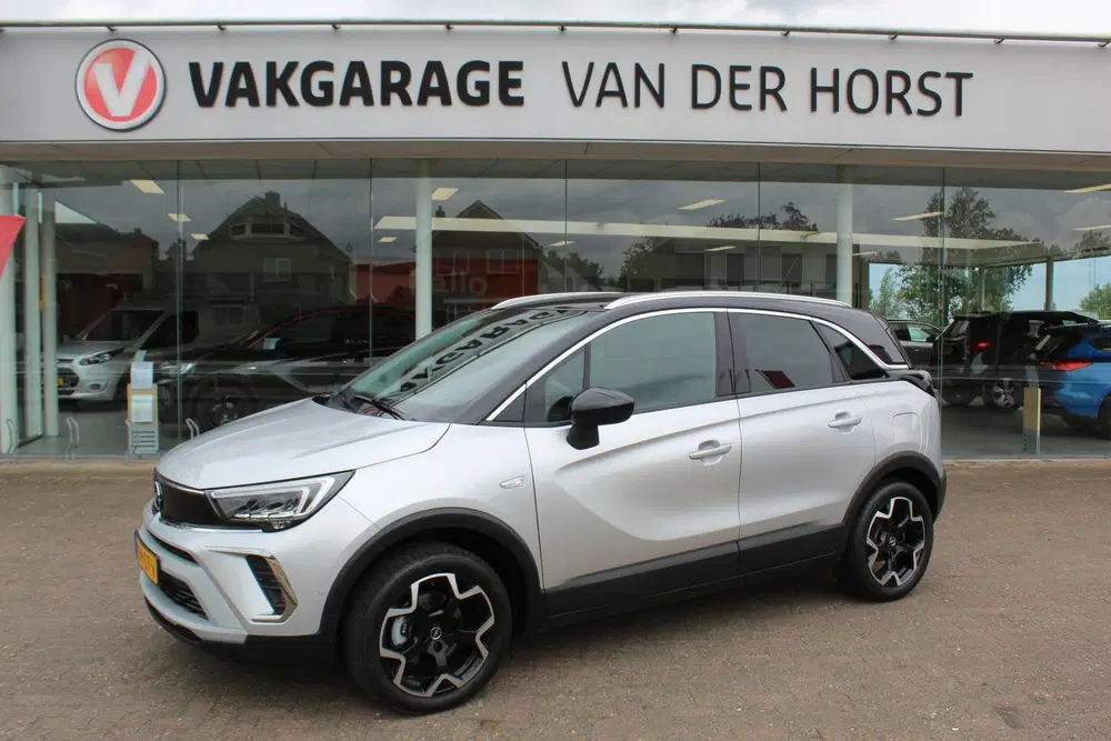 Opel Crossland 1.2-110pk Turbo 'Elegance'. Mooie en luxe uit 2023