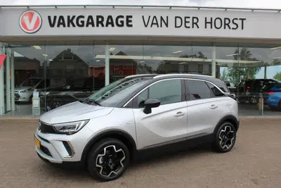 Opel Crossland 1.2-110pk Turbo 'Elegance'. Mooie en luxe uit 2023