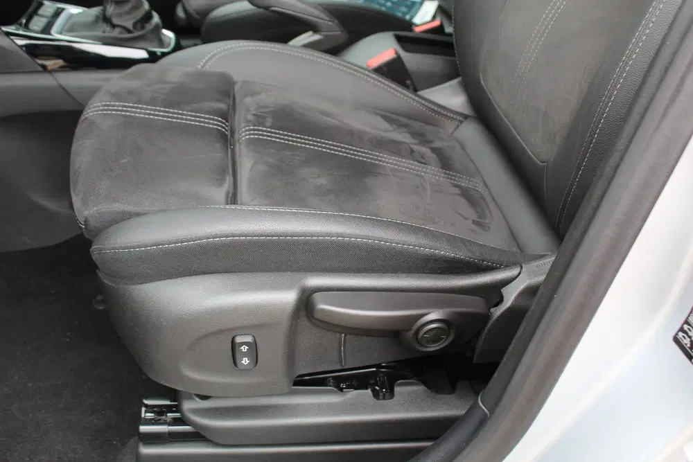 Opel Crossland 1.2-110pk Turbo 'Elegance'. Mooie en luxe uit 2023, foto 5
