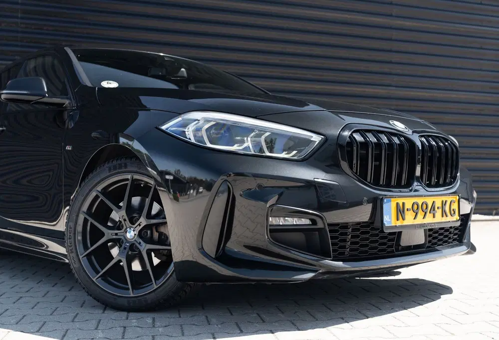 BMW 1-serie 118i High Executive M sport uit 2020, foto 3