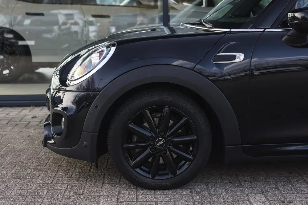 Mini Hatchback Cooper JCW uit 2021, foto 5