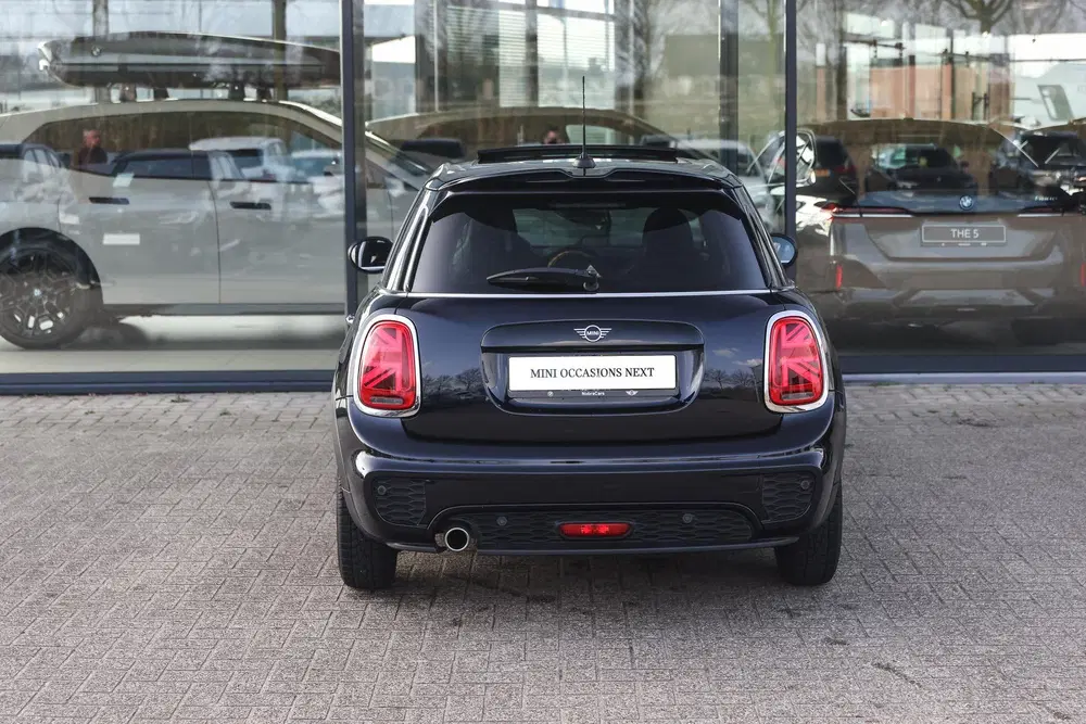 Mini Hatchback Cooper JCW uit 2021, foto 7