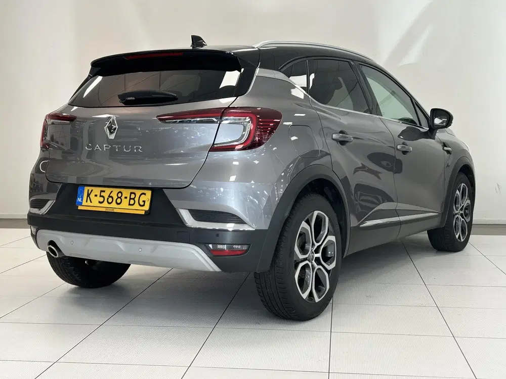 Renault Captur 1.3 TCe 130 Edition One uit 2020, foto 2