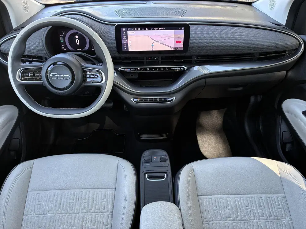 Fiat 500 La Prima 42 kWh uit 2024, foto 2